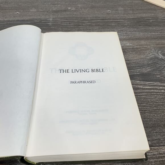 The Living Bible Paraphrased Edition Green HC 1971 Tyndale - Picture 7 of 10